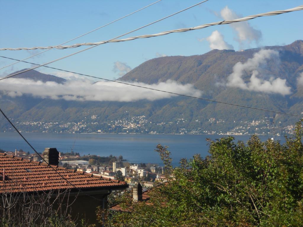 Casa Delle Ortensie Luino Quarto foto